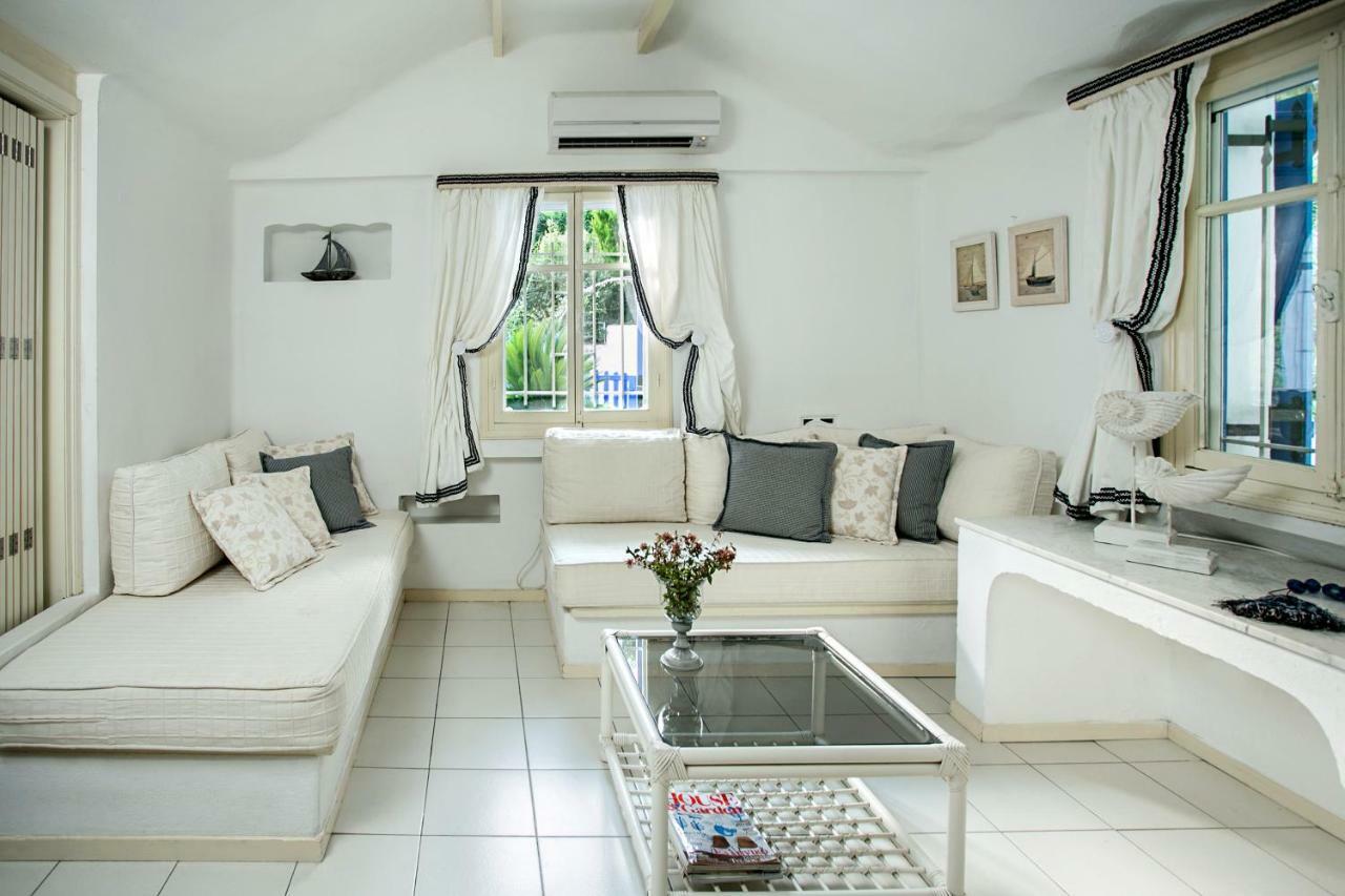 Ilianna Villa Sani  Ngoại thất bức ảnh